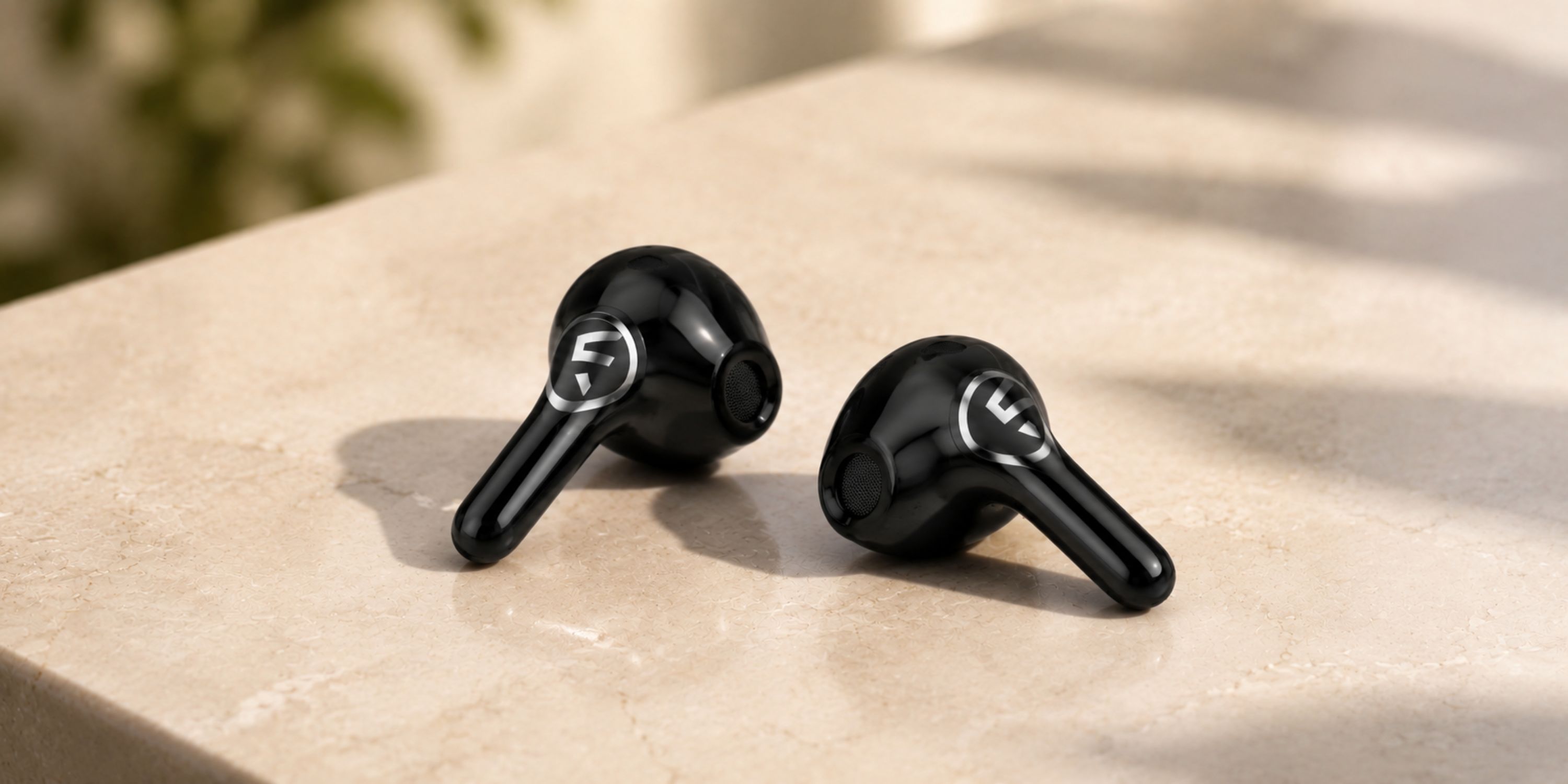 Earbuds